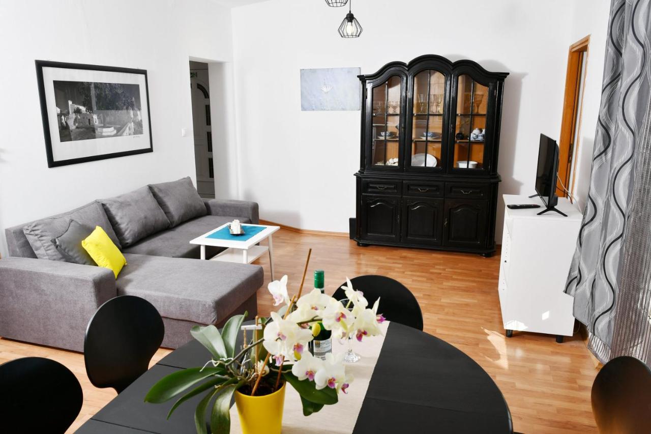 Apartments Novotny Banjol Luaran gambar